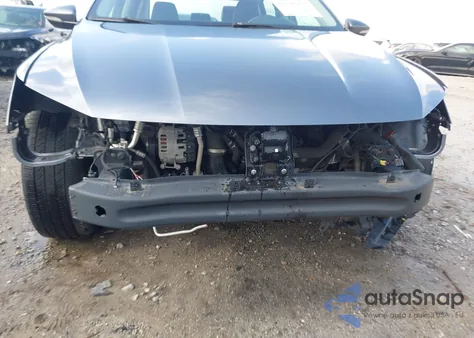 2017 Volkswagen Passat 1.8T Se из США, поврежденный, VIN 1VWGT7A32HC061204